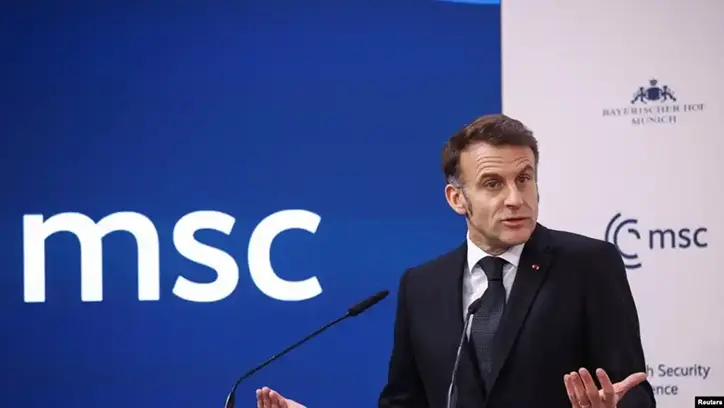 Emmanuel Macron podczas wystąpienia na Konferencji Bezpieczeństwa w Monachium (MSC)